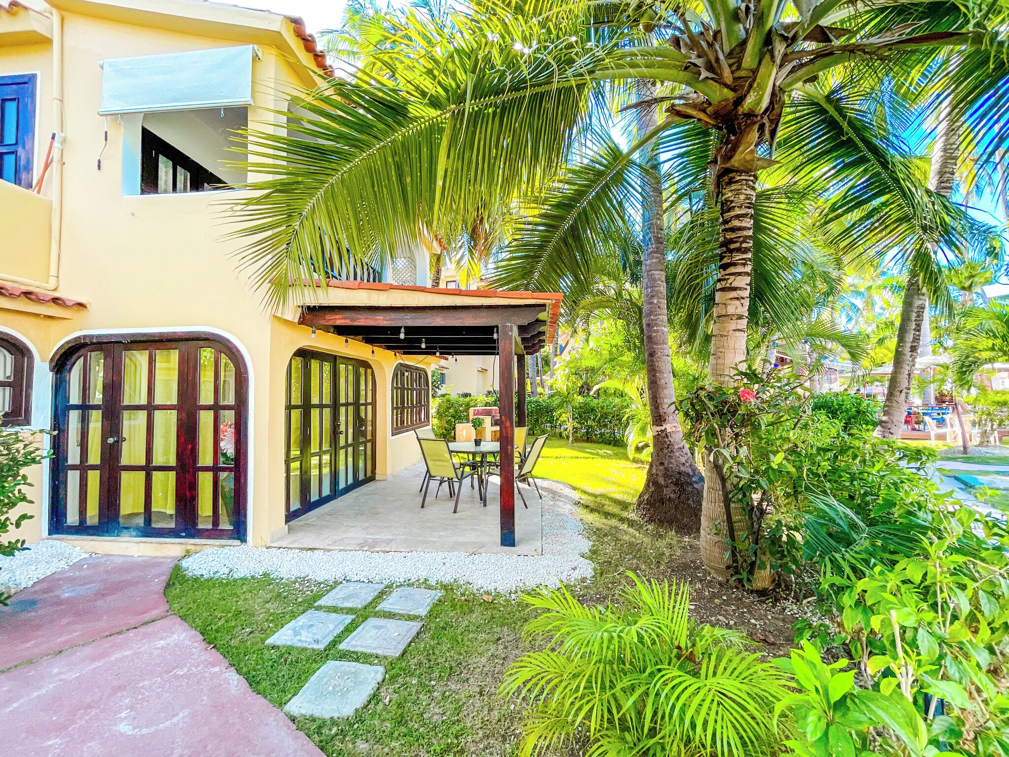 Standard Villa, 2 Bedrooms, Pool Access, Garden Area | Garden view