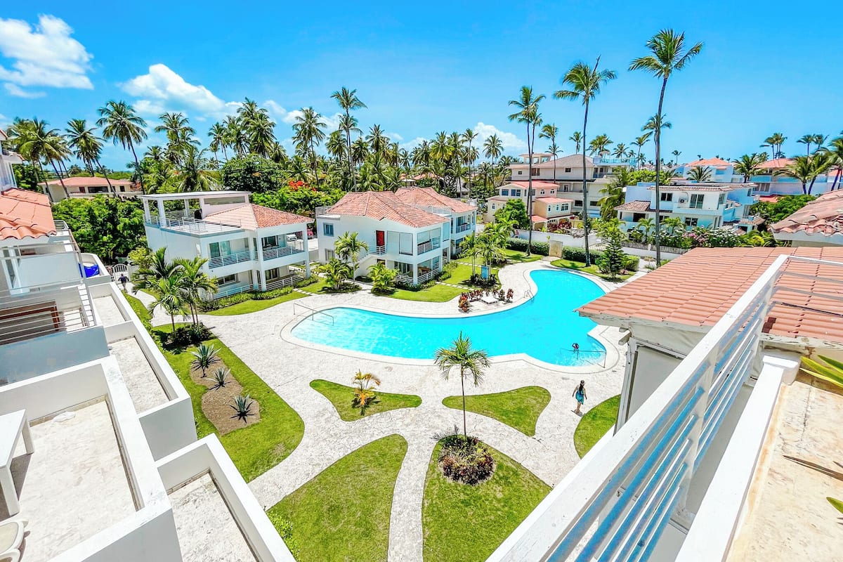 Penthouse Supérieur, 3 chambres, cuisine, vue piscine | Vue depuis le balcon