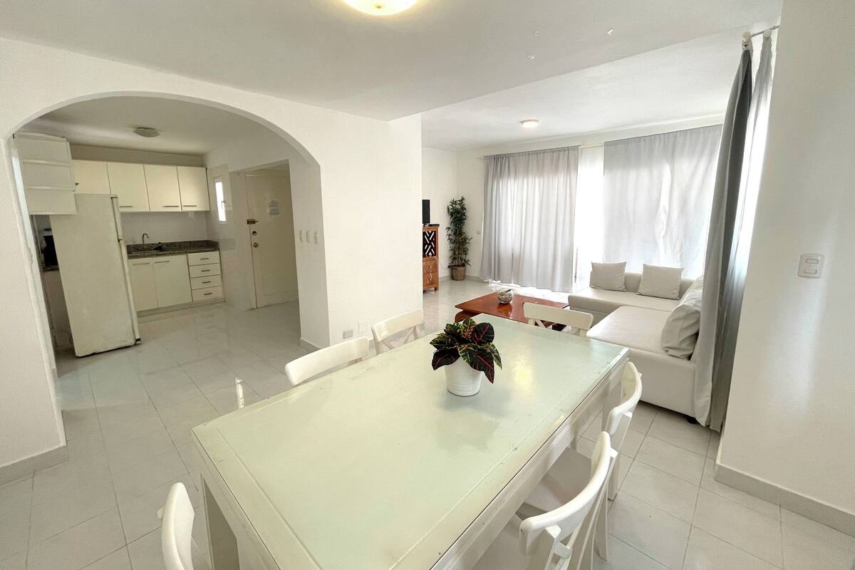 Exclusive Apartment, Ocean View, Beachside | Private kitchen | Fridge, stovetop, cookware/dishes/utensils