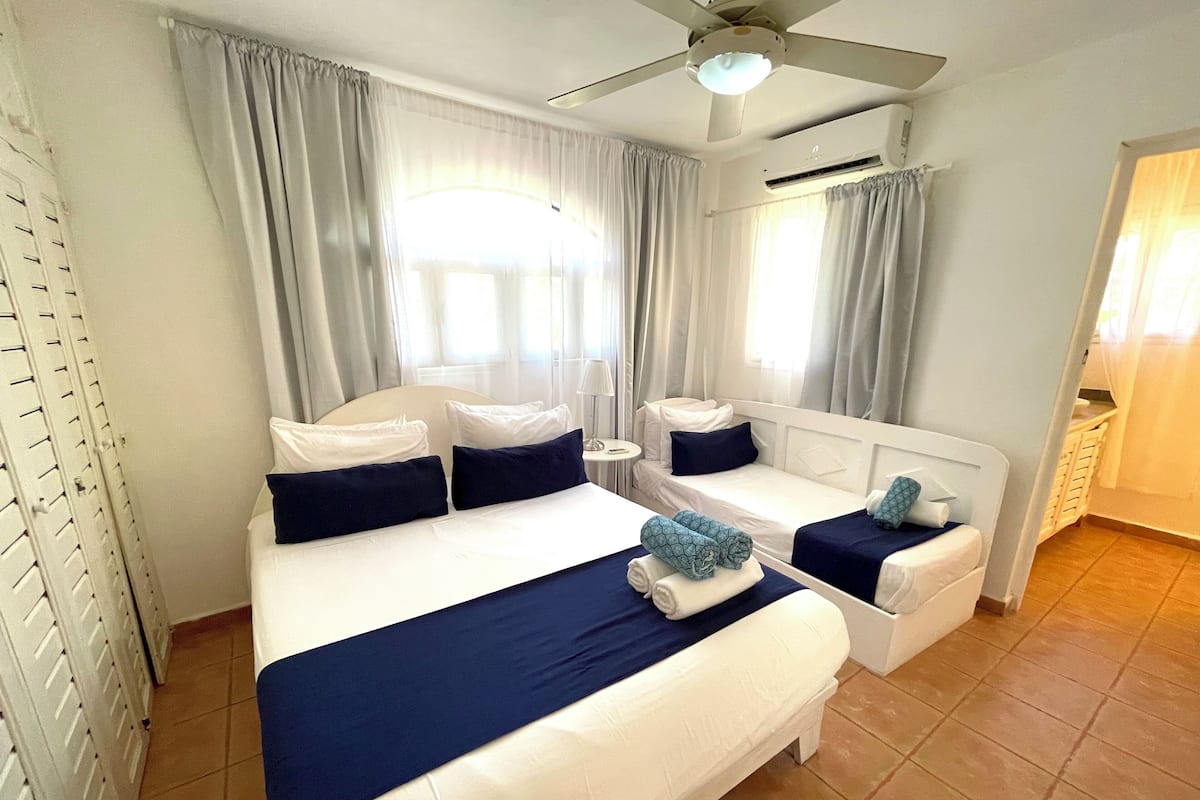 Traditional Apartment | In-room safe, free WiFi