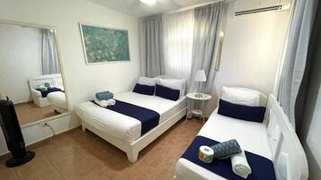 Traditional Apartment | In-room safe, free WiFi