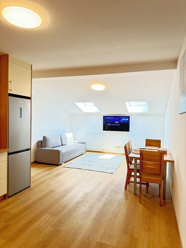 Riverside Apartment Prague