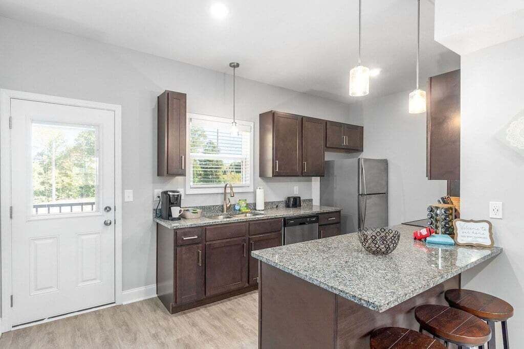 Huis, Meerdere bedden, balkon, uitzicht op tuin (Unit #601 (1625 Golf Club Ln)) | Privékeuken