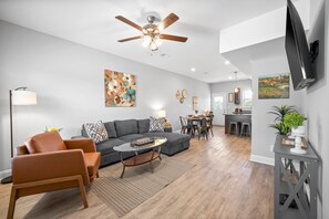 Living area - Golf Club Lane (Clarksville)