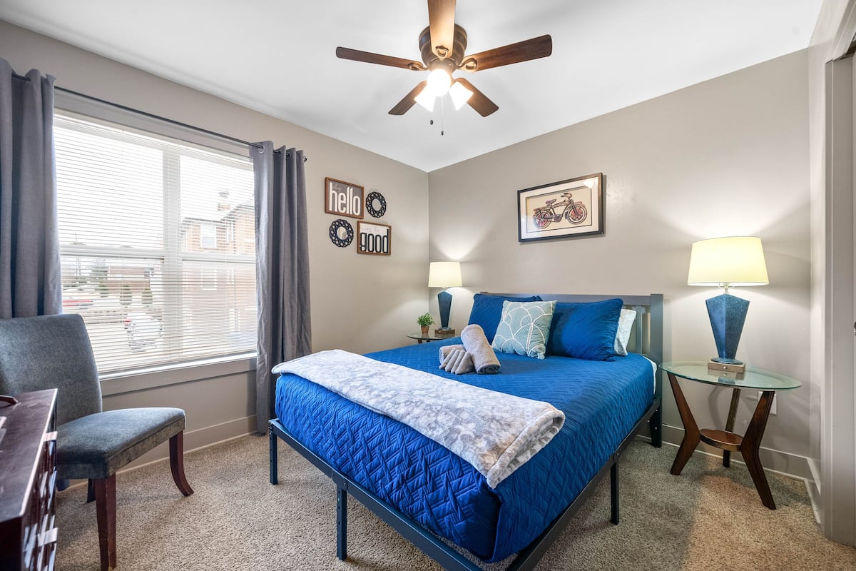 2 habitaciones, decoración personalizada y muebles diferentes