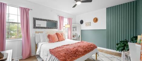 Condo, 2 Queen Beds, Patio, Garden View (104 Azalea Ct) | 2 bedrooms, individually decorated, individually furnished, bed sheets