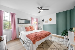 Apartment, 2 Queen-Betten, Terrasse, Gartenblick (104 Azalea Ct) | 2 Schlafzimmer, individuell dekoriert, individuell eingerichtet