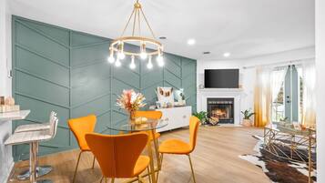 Condo, 2 Katil Ratu (Queen), Patio, Garden View (104 Azalea Ct) | Tempat makan