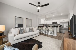 Condo, Multiple Beds, Patio, Garden View (Unit #B5 111 Hickory Grove Blvd) | Living area - River's Edge (Clarksville)