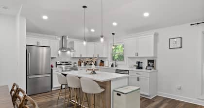 Blackwood Ridge, By Bertin