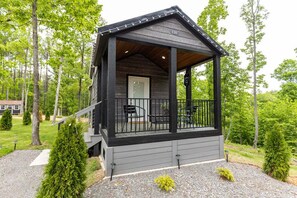Exterior - The Nesting Nook (Dover)