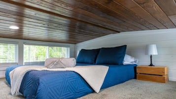 Casa, 2 camas Queen size, balcón, vista al jardín (130 PGL) | 1 habitación, decoración personalizada y muebles diferentes