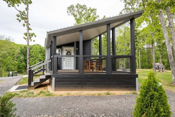 Exterior - Pepper's Place (Dover)