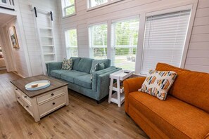 House, Multiple Beds, Patio (131 ITP) | Living area