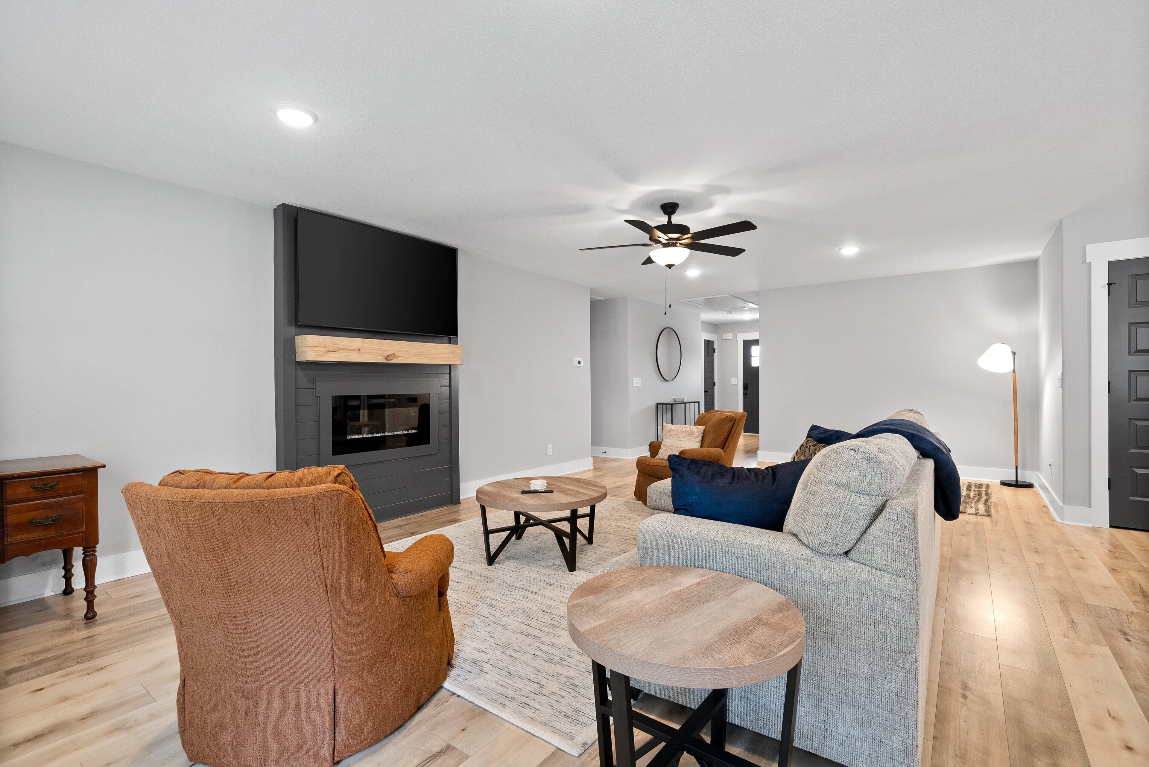 Casa, varias camas, balcón, vistas al jardín (1365 Isaiah Drive) | Zona de estar