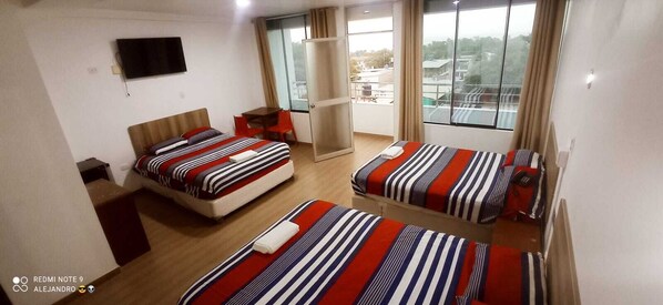 Family Room | Free WiFi