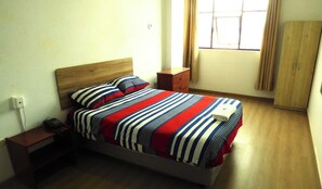 Eenvoudige kamer, 1 twee- of 2 eenpersoonsbedden | Gratis wifi