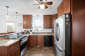 House, Multiple Beds, Patio, Garden View (Hudson House (1726 Broadripple)) | Private kitchen