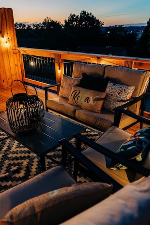 Maison, plusieurs lits, patio, vue jardin (41 W High St) | Vue de la chambre