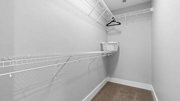 House, Multiple Beds, Patio, Garden View (Unit #C (527 N 1st St)) | Interior