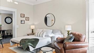 Lägenhet - 1 queensize-säng med bäddsoffa - balkong (Unit #5 (638 Madison St)) | Vardagsrum