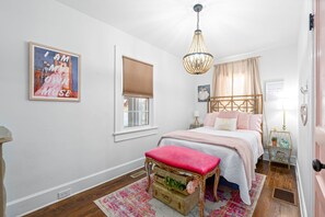 Maison, plusieurs lits, patio, vue jardin ( Whole Home - 914 & 920 Crossland Ave)