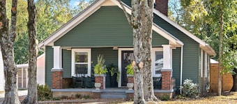 The Pink & Old Clarksville House