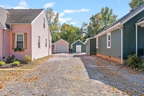 บริเวณภายนอก