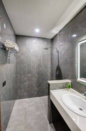 Bathroom - MEHU RESIDENCY (Gurugram)