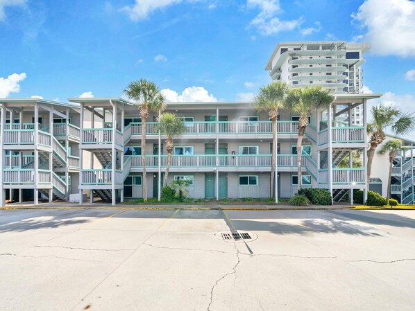 Condo, 1 King Bed with Sofa bed (Nautical Watch D-2) | Exterior