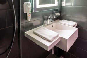 Bathroom - Ibis Styles Bern City (Berne)