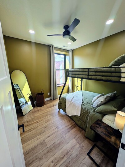 Exira 107 - Cozy 2BR Above Coffee & Goods Shop