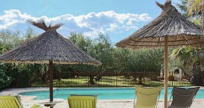 Villa familiale 7 piĂšces avec jardin et piscine Ă Agones