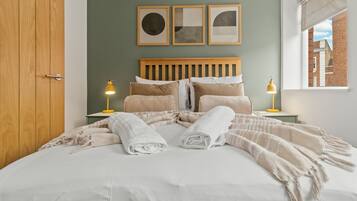 1 bedroom, iron/ironing board, free WiFi, bed sheets