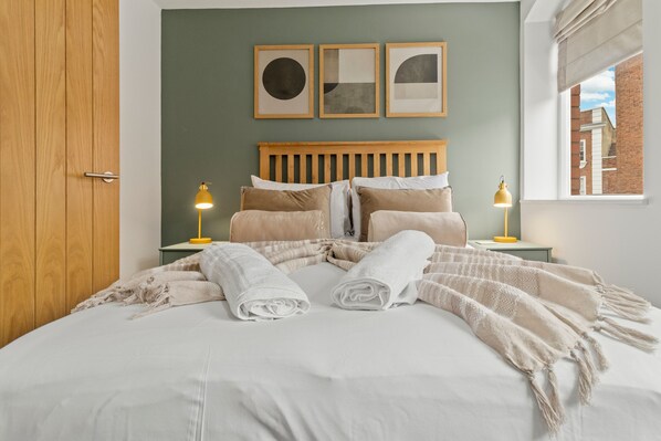 1 bedroom, iron/ironing board, free WiFi, bed sheets