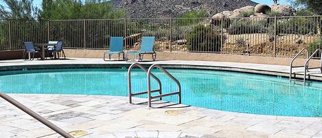 Udendørs pool, opvarmet pool