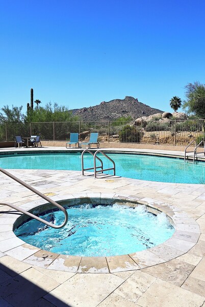 Fairway House at The Boulders – Pool, Spa & Golf Access