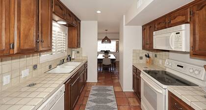 Fairway House at The Boulders – Pool, Spa & Golf Access