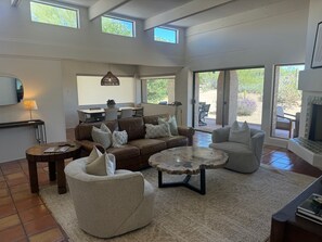 Smart TV, fireplace, books - Fairway House at The Boulders – Pool, Spa & Golf (Carefree)