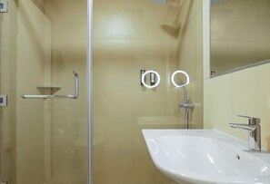 Room - Nordic Hotel Lagos (Victoria Island)