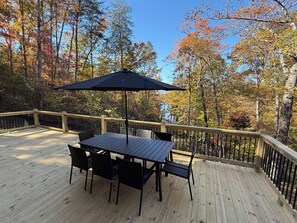 Outdoor dining - Lakefront home with Mountain Views (Mill Spring)