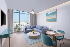 Suite, 1 Bedroom (Kitchen) | Egyptian cotton sheets, premium bedding, down comforters, minibar - voco Muscat Al Mouj by IHG (Muscat)