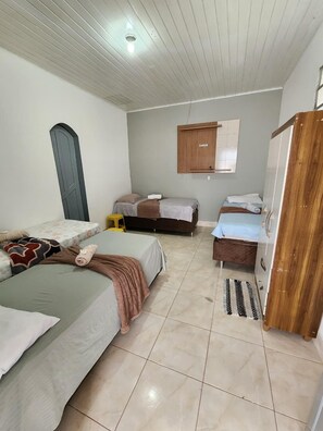 Quadruple Room - JM Hotel (Barcarena)