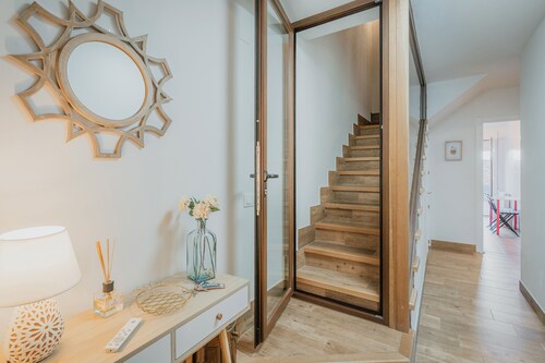 Holiday Home 'Las Natillas Con V' with Mountain Views, Private Terrace and Wi-Fi