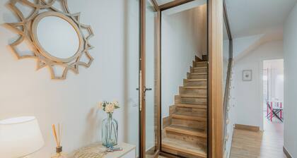 Holiday Home 'Las Natillas Con V' with Mountain Views, Private Terrace and Wi-Fi