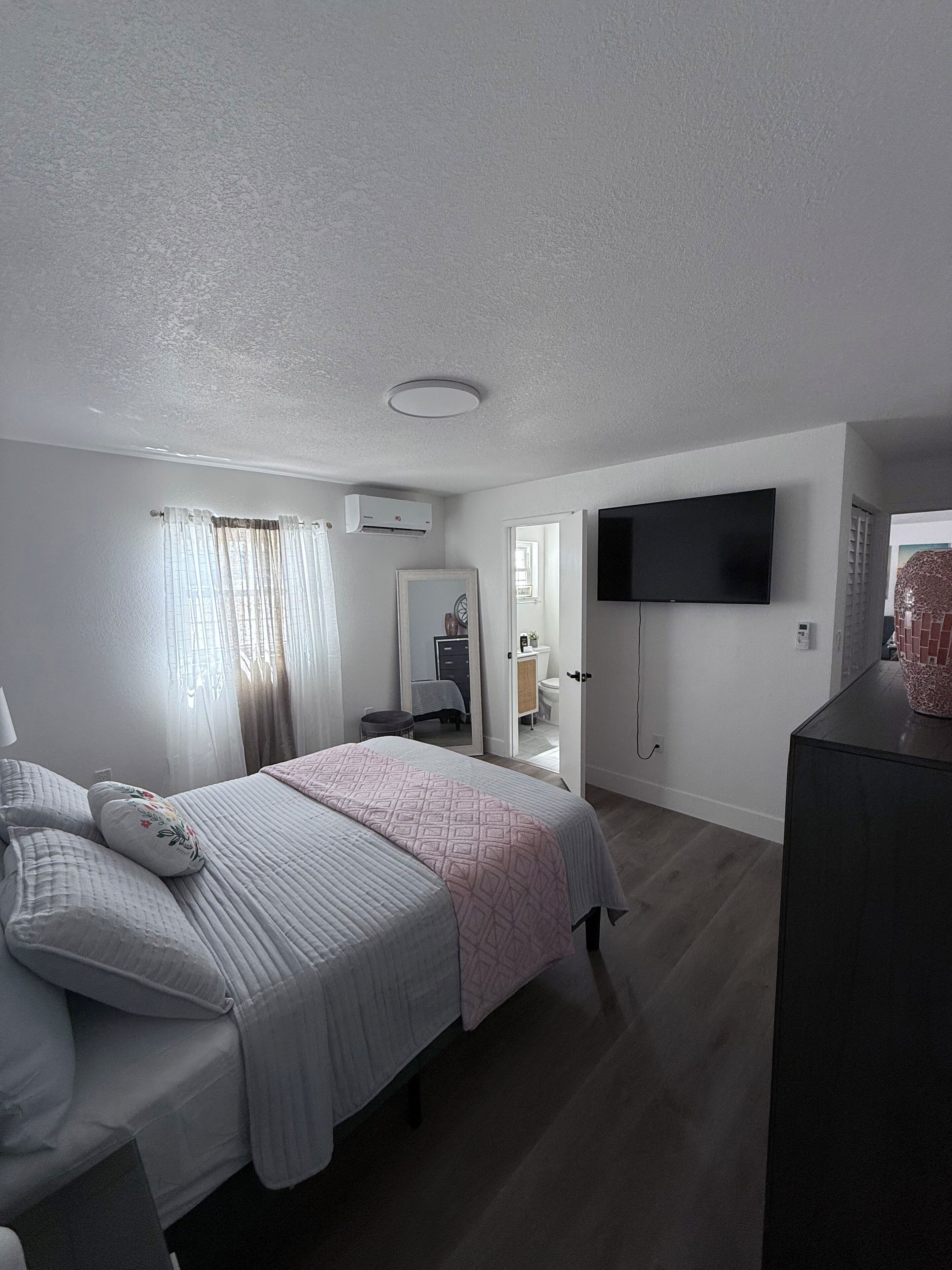 1 makuuhuone, silitysrauta/-lauta, Wi-Fi, vuodevaatteet