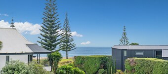 The Tui’s View - Onemana Holiday Home