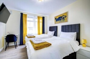 3 habitaciones, tabla de planchar con plancha, cuna de viaje y wifi 