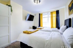 3 Schlafzimmer, Bügeleisen/Bügelbrett, Reisekinderbett, WLAN