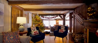 The Cardinal Lodge- A Riverside Retreat